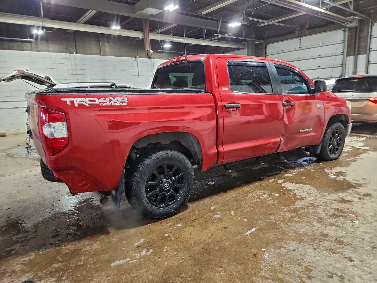 2014 TOYOTA TUNDRA CREWMAX SR5 photo 3