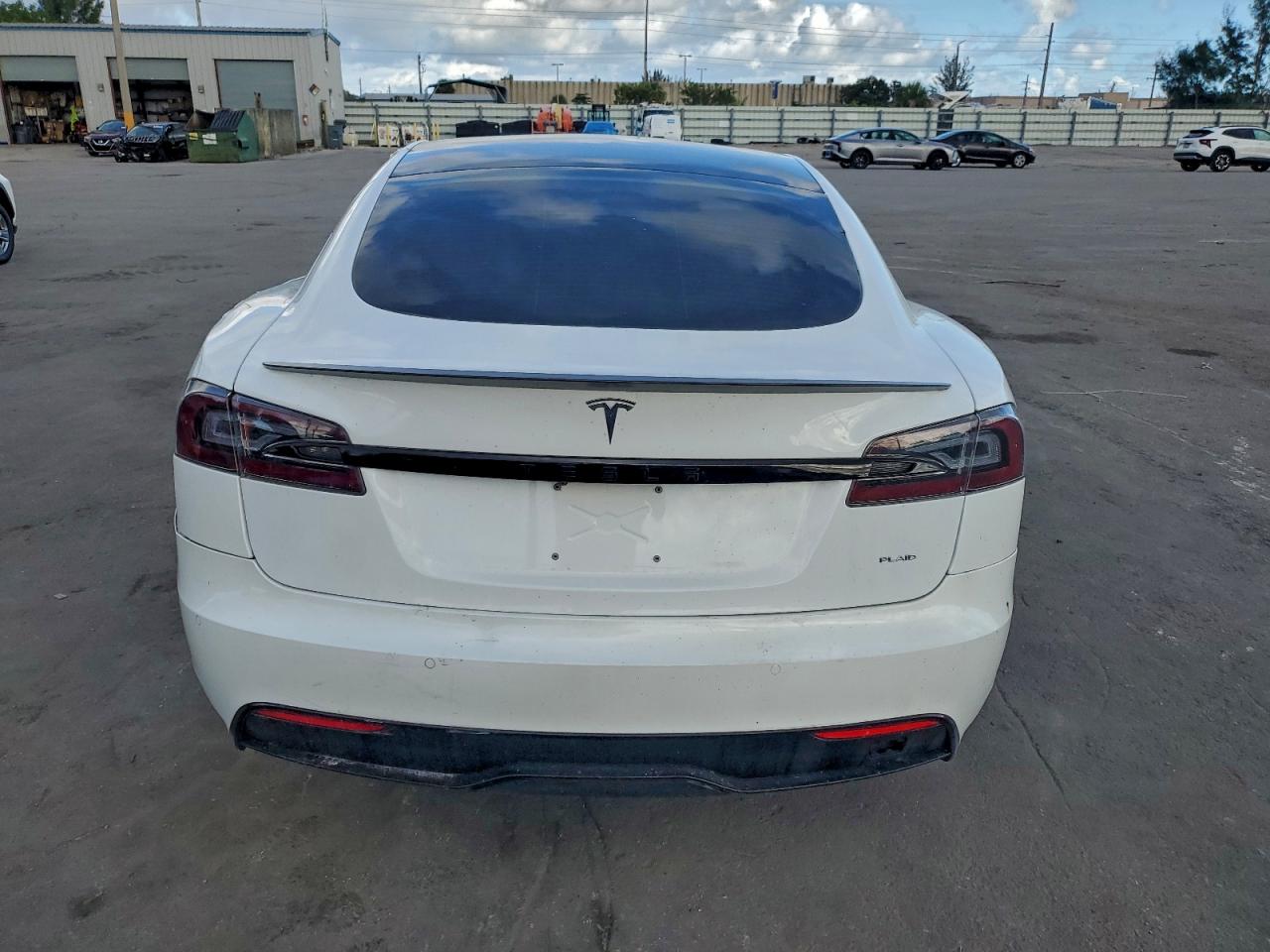 2022 TESLA MODEL S photo 6