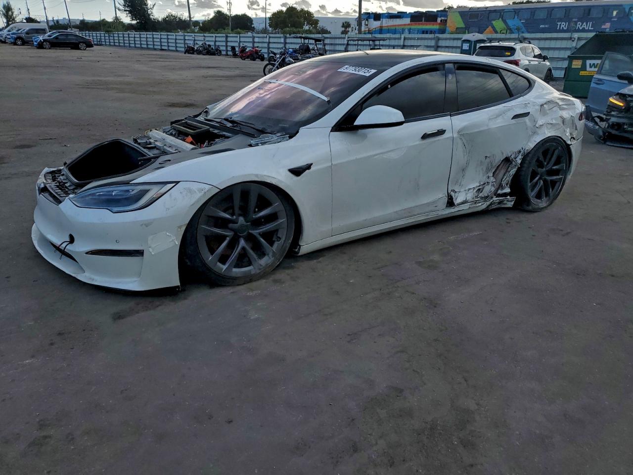 2022 TESLA MODEL S