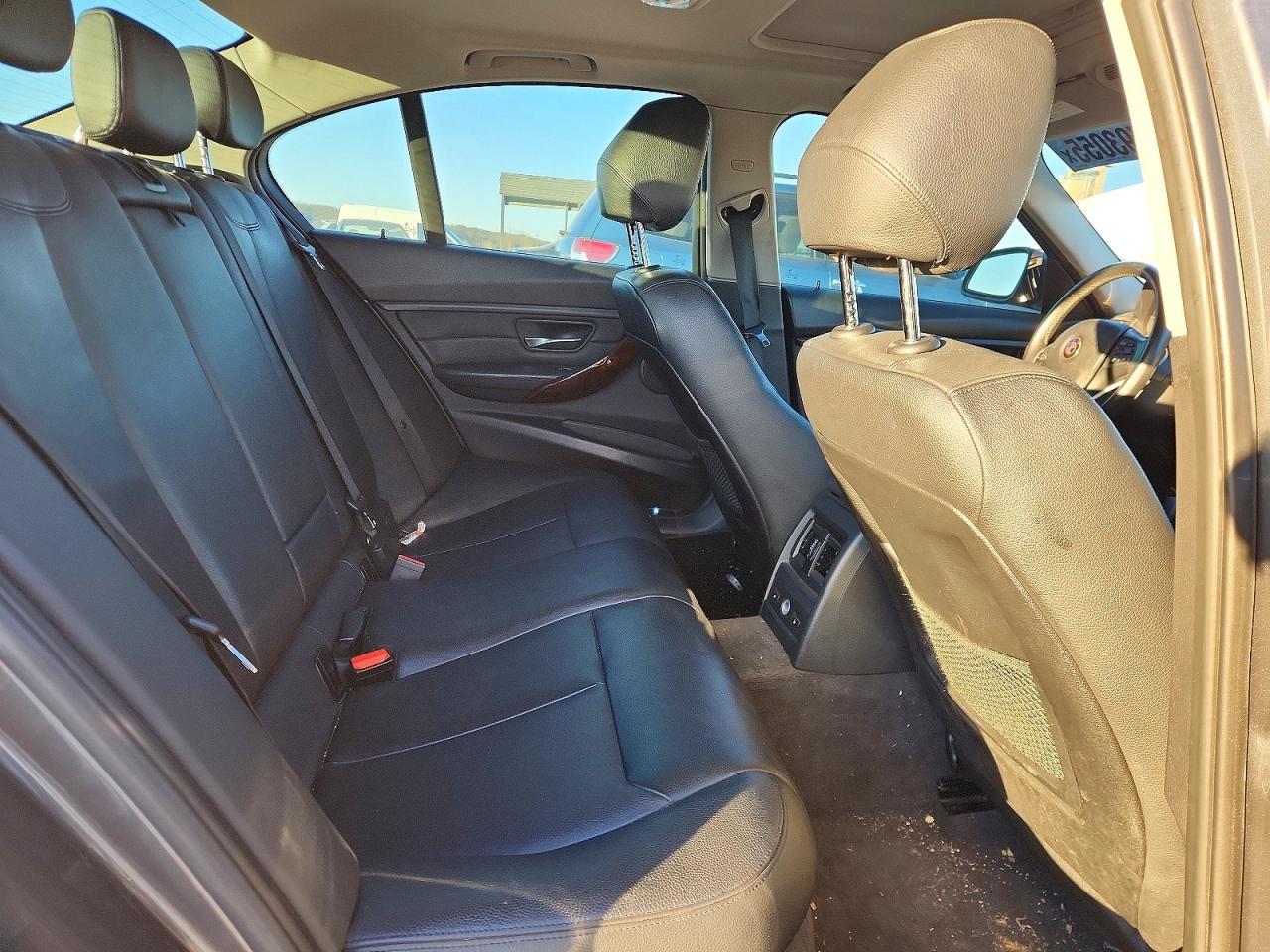 2013 BMW 328 XI SULEV photo 10