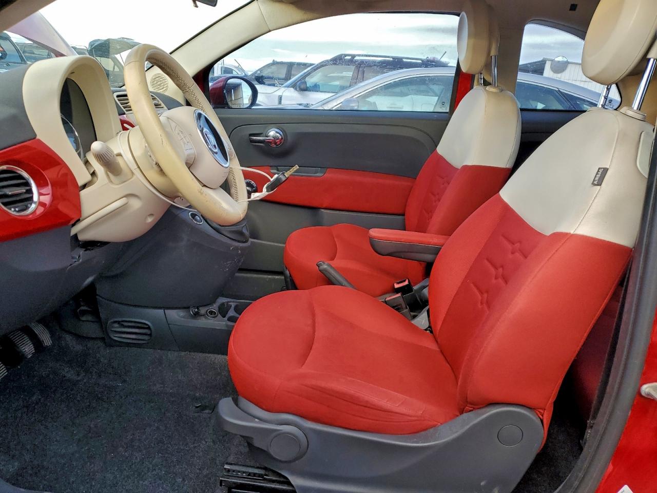 2012 FIAT 500 POP photo 13