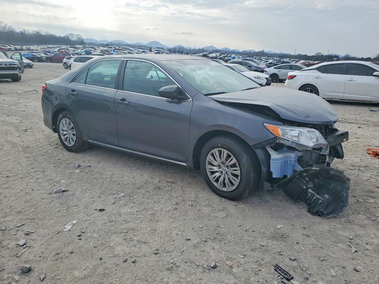 2012 TOYOTA CAMRY BASE photo 4