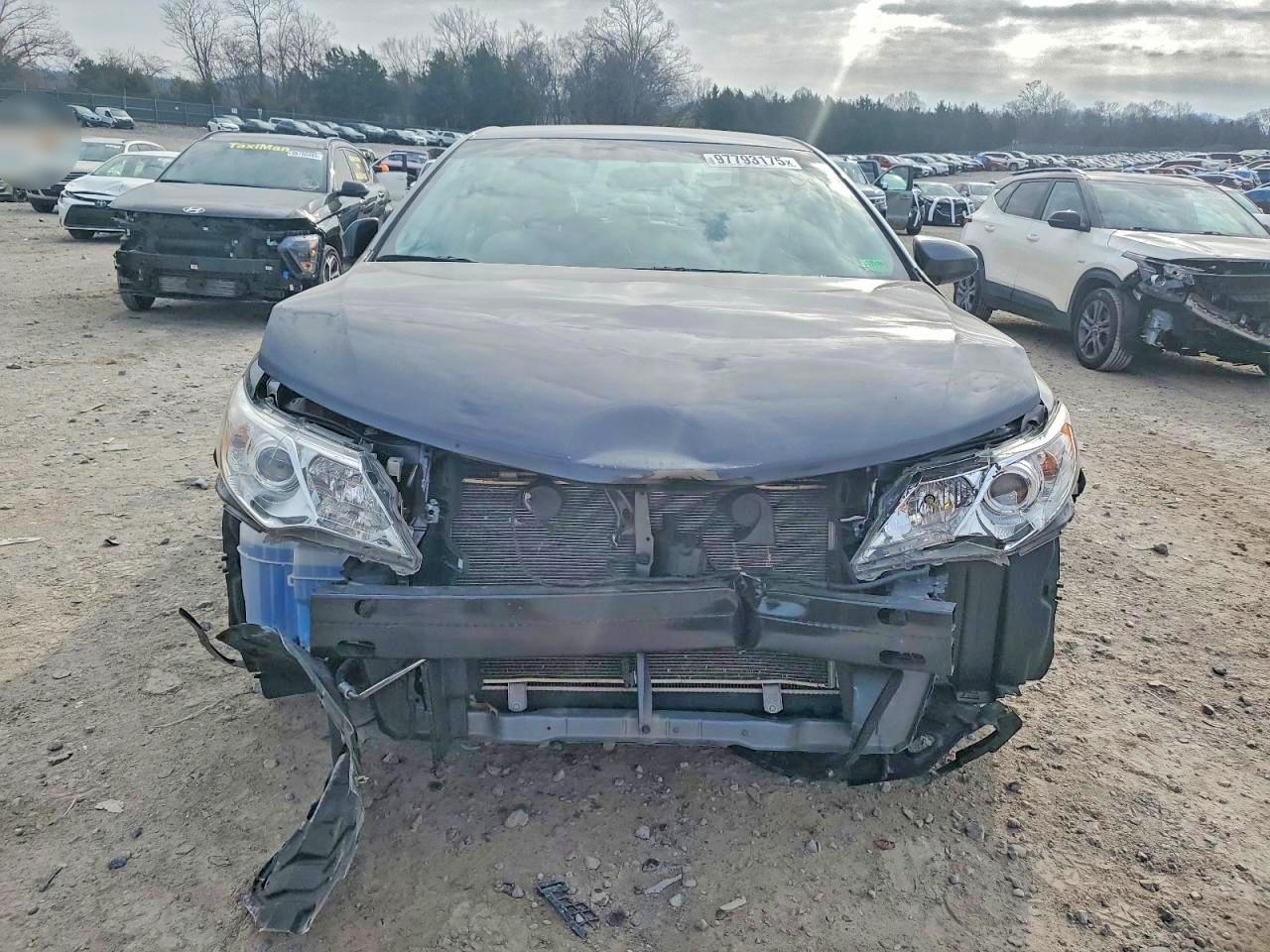 2012 TOYOTA CAMRY BASE photo 5