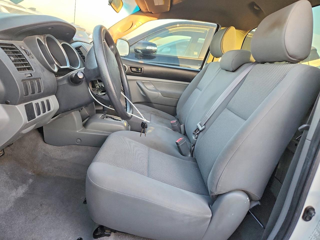 2008 TOYOTA TACOMA photo 7