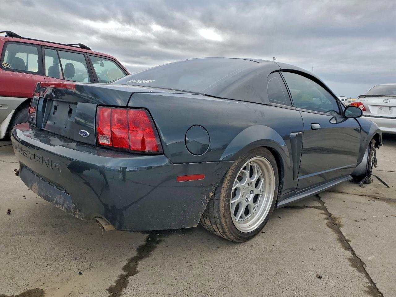 1999 FORD MUSTANG GT photo 3