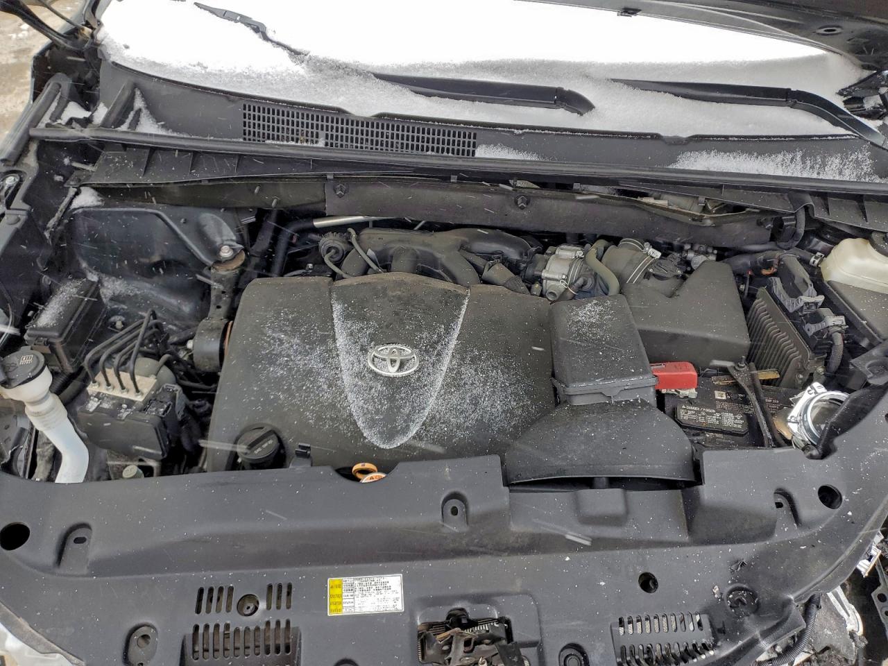 2019 TOYOTA HIGHLANDER LE photo 23