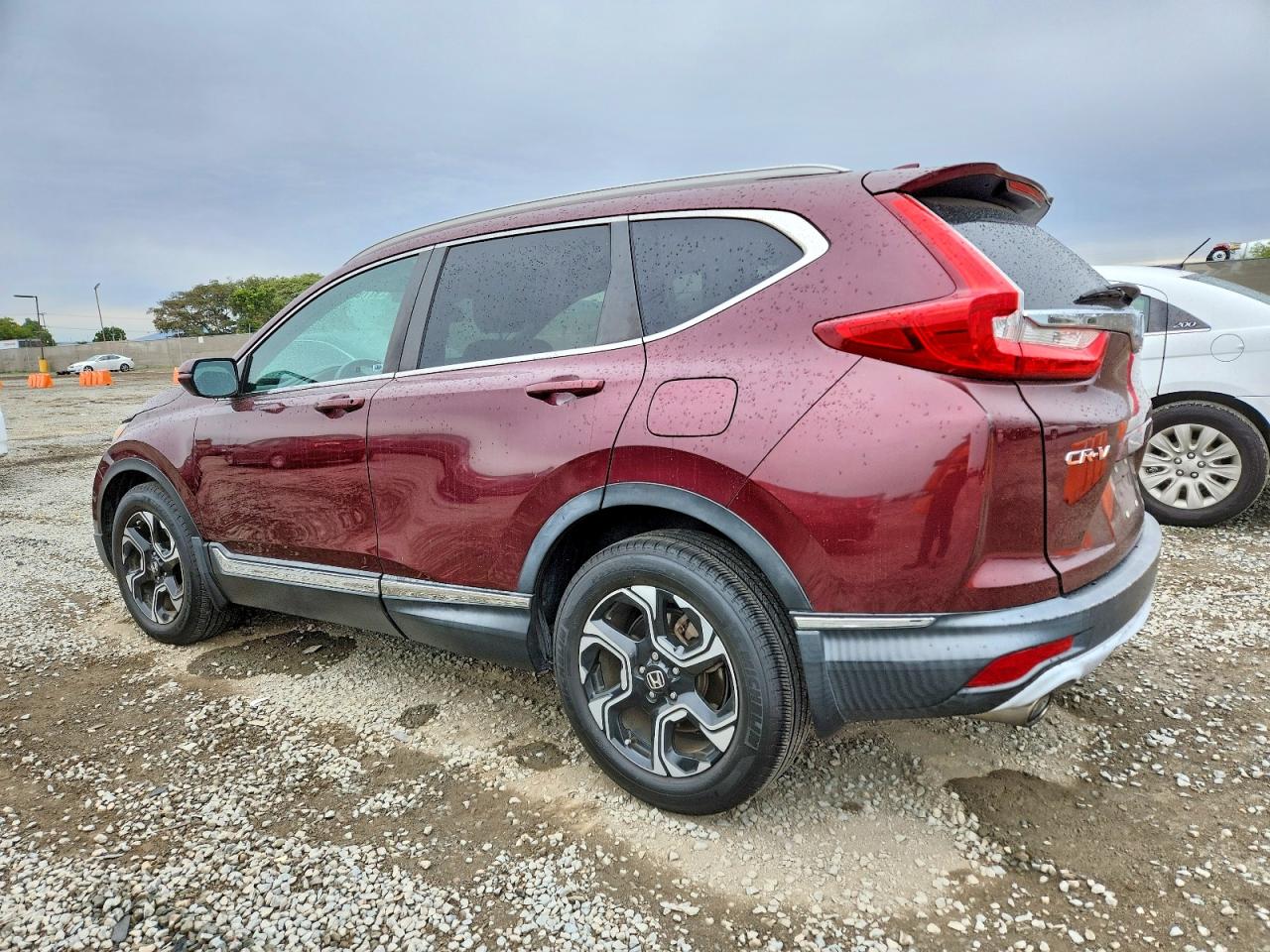 2017 HONDA CR-V TOURING photo 2