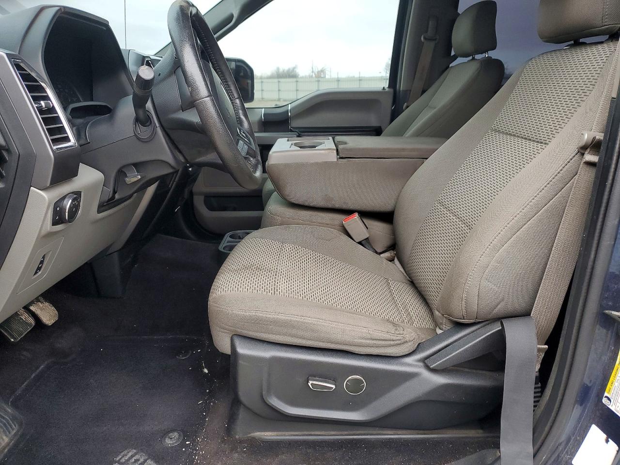 2015 FORD F150 SUPERCREW photo 7