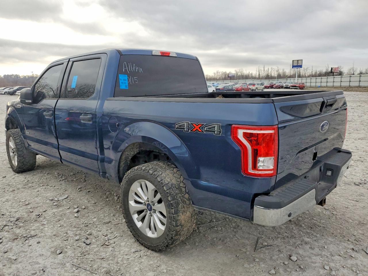 2015 FORD F150 SUPERCREW photo 2