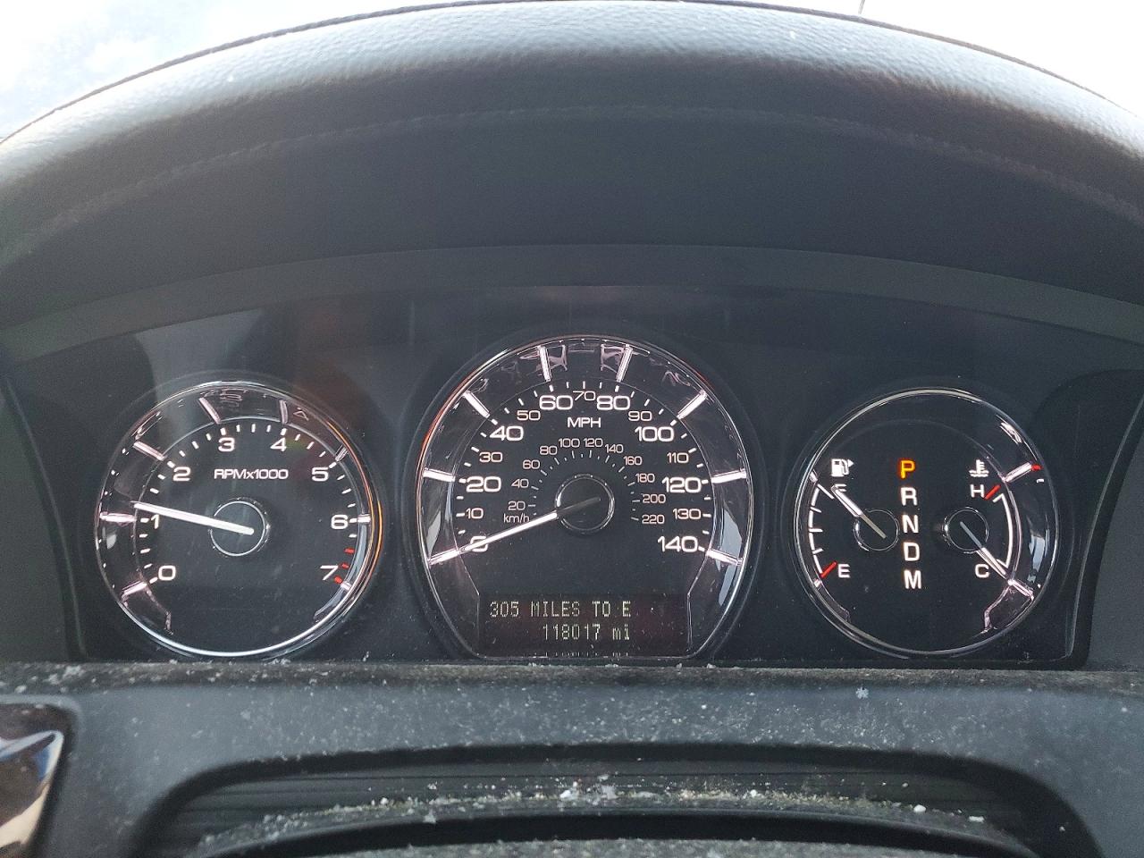 2011 LINCOLN MKS photo 9