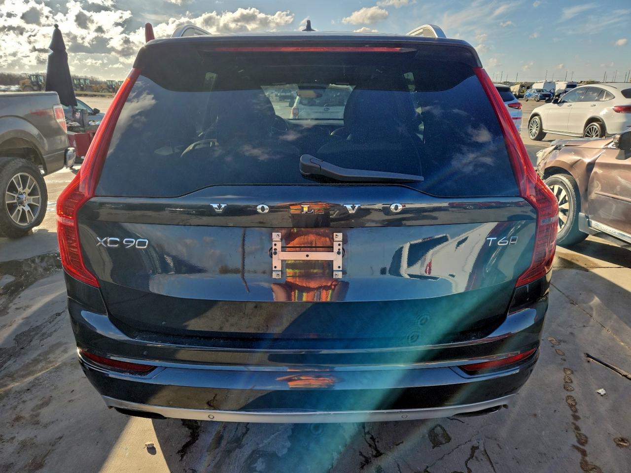 2016 VOLVO XC90 T6 photo 6