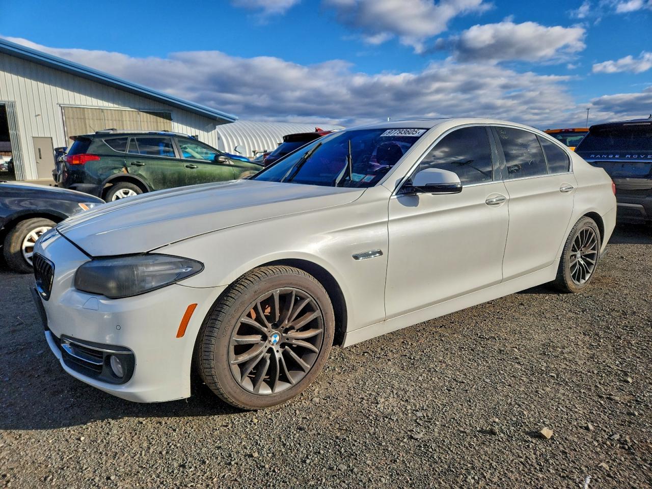 2016 BMW 528