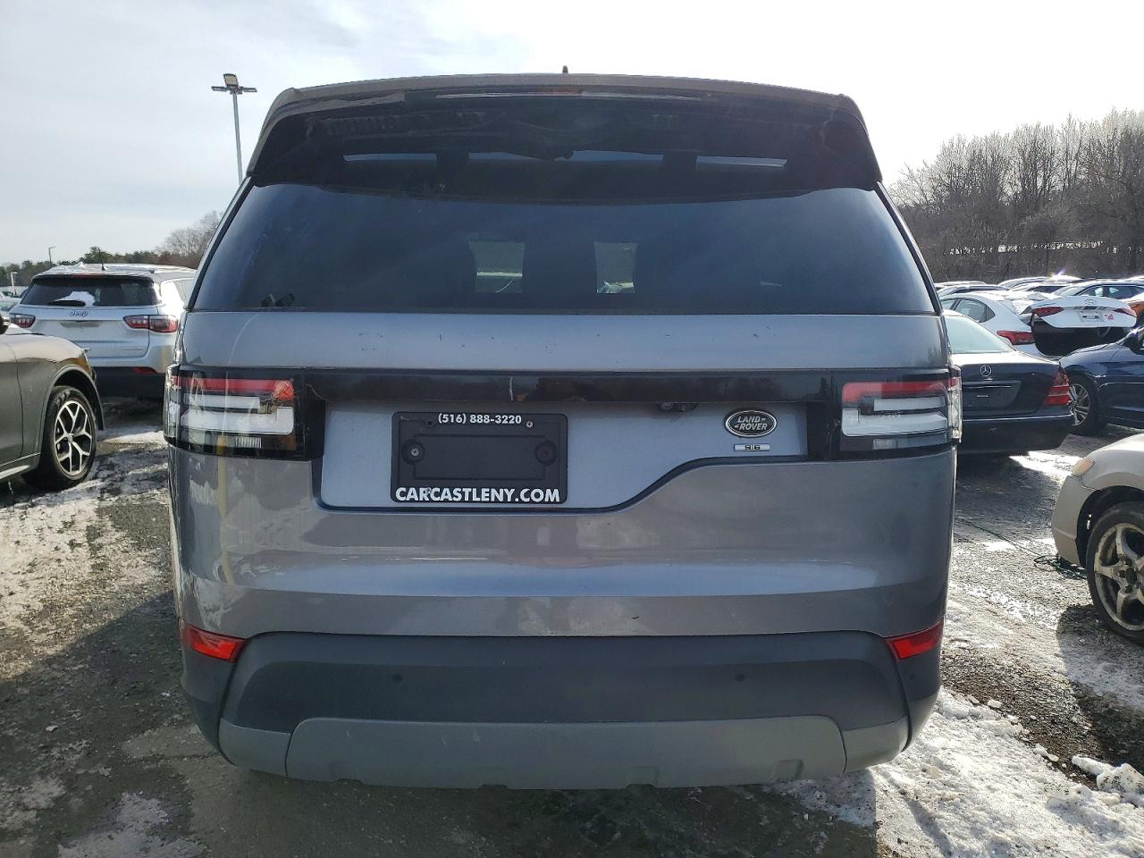 2020 LAND ROVER DISCOVERY SE photo 6