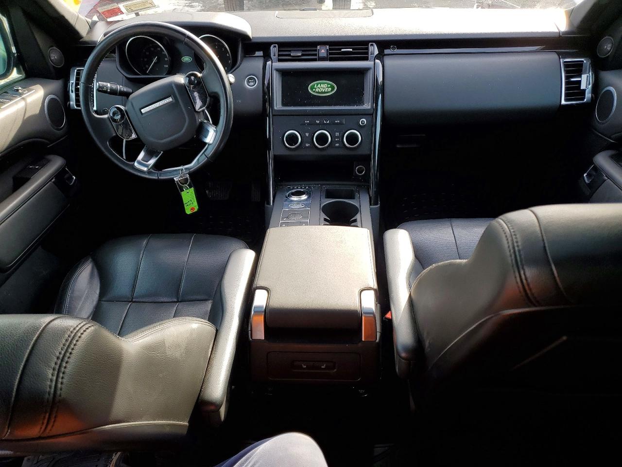 2020 LAND ROVER DISCOVERY SE photo 8