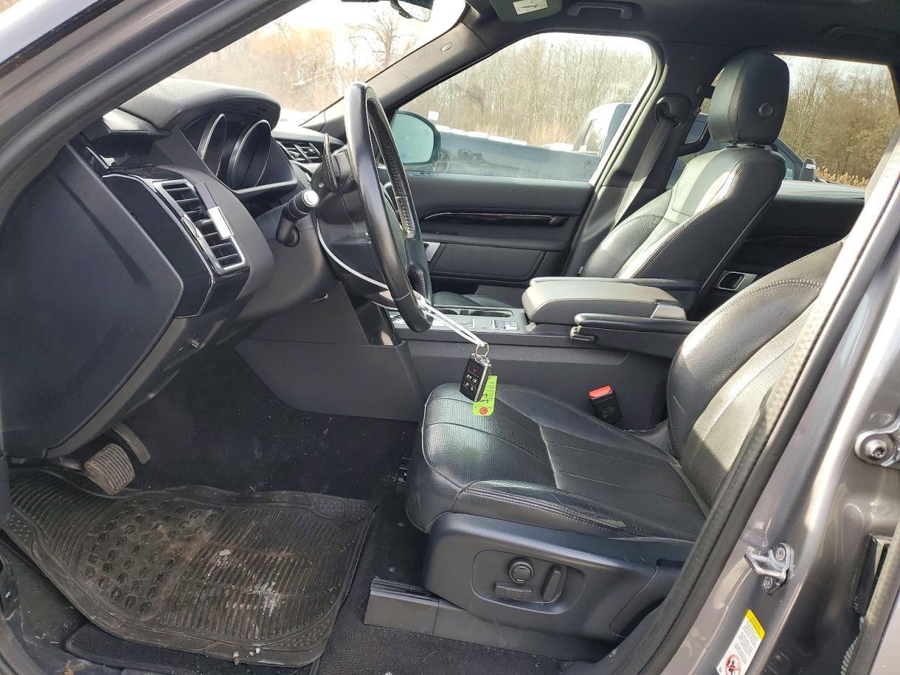 2020 LAND ROVER DISCOVERY SE photo 7