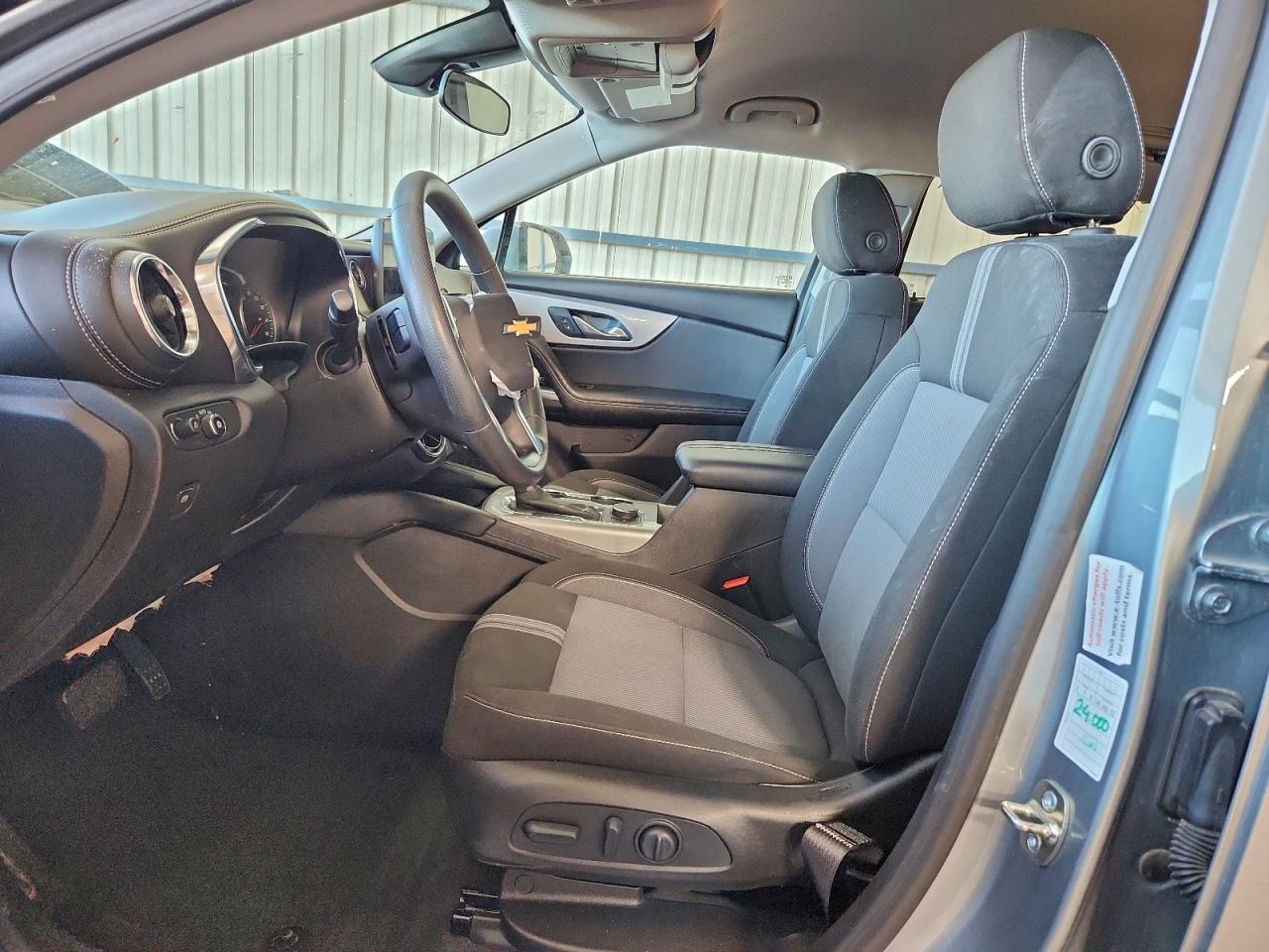 2025 CHEVROLET BLAZER 2LT photo 7