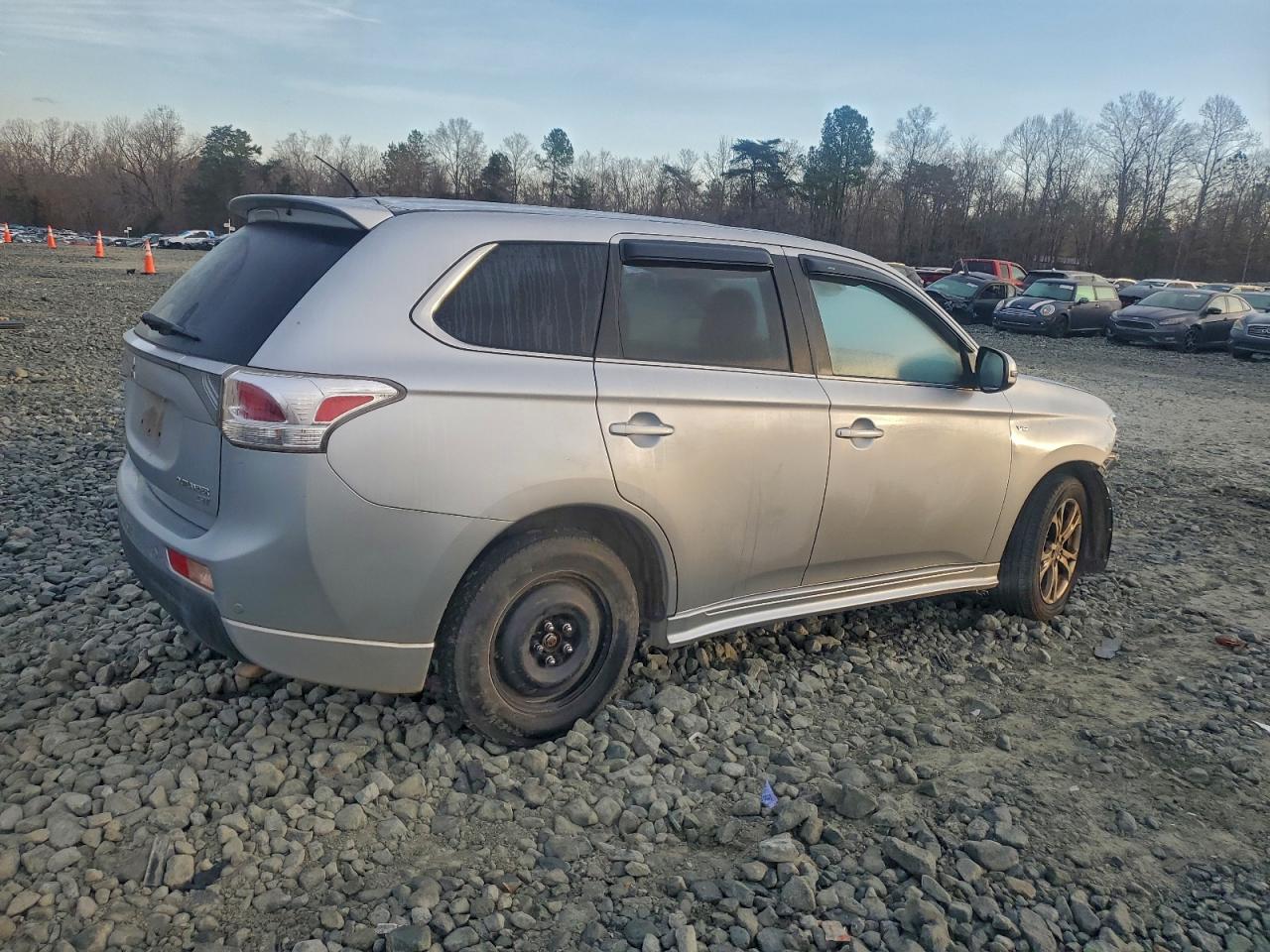 2014 MITSUBISHI OUTLANDER GT photo 3
