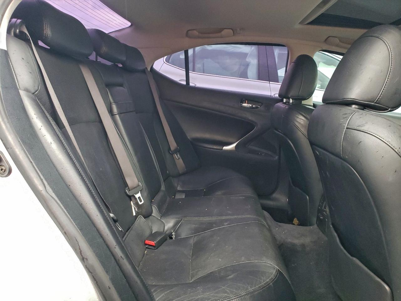 2006 LEXUS IS 350 photo 10