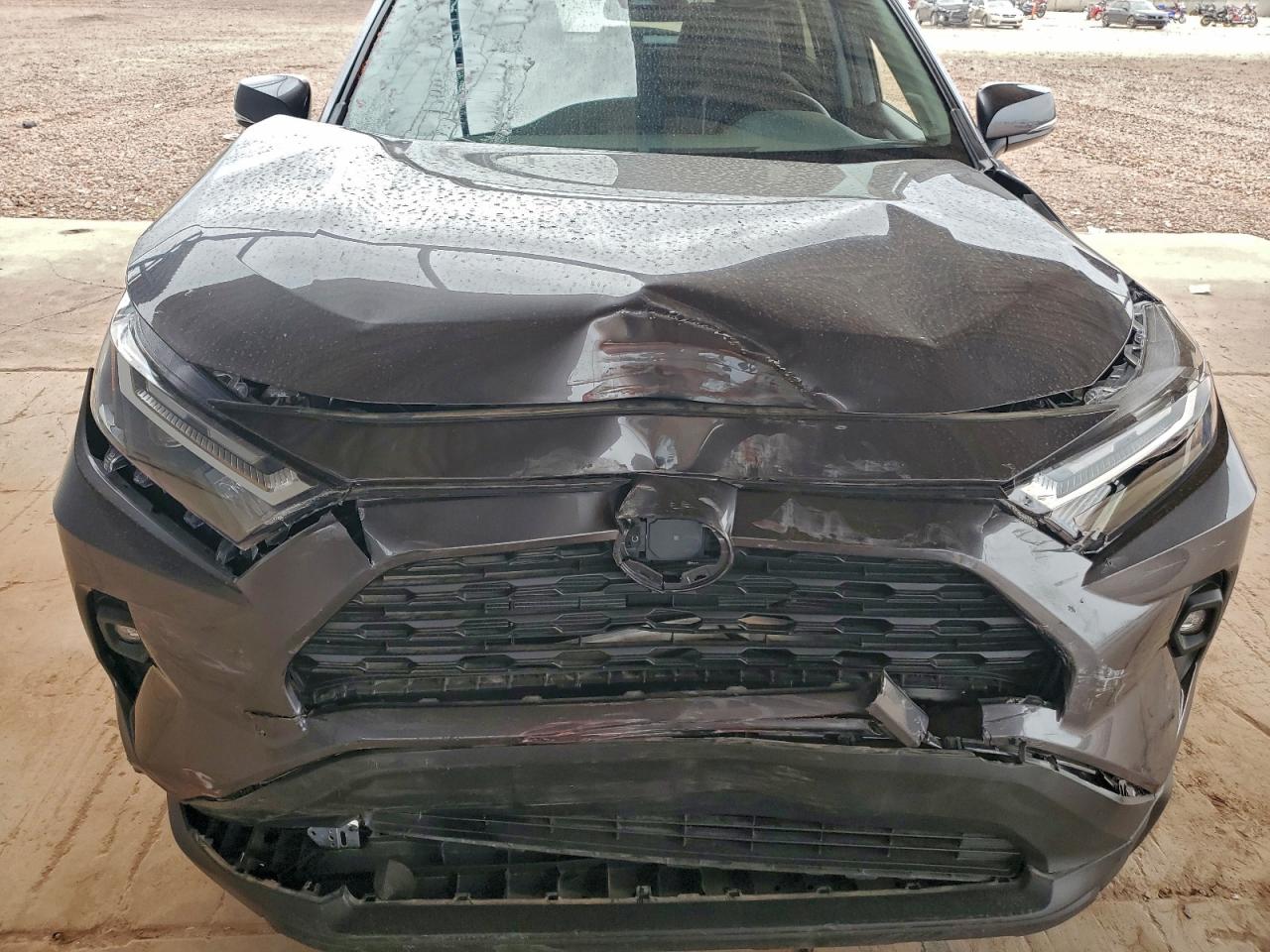 2024 TOYOTA RAV4 XLE PREMIUM photo 11