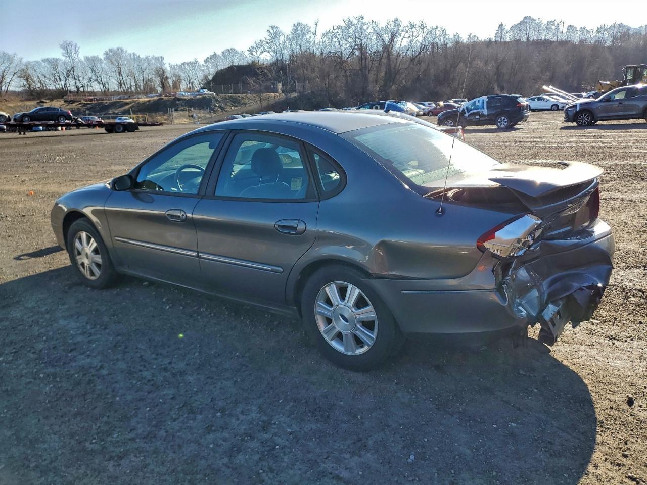 2003 FORD TAURUS SEL photo 2