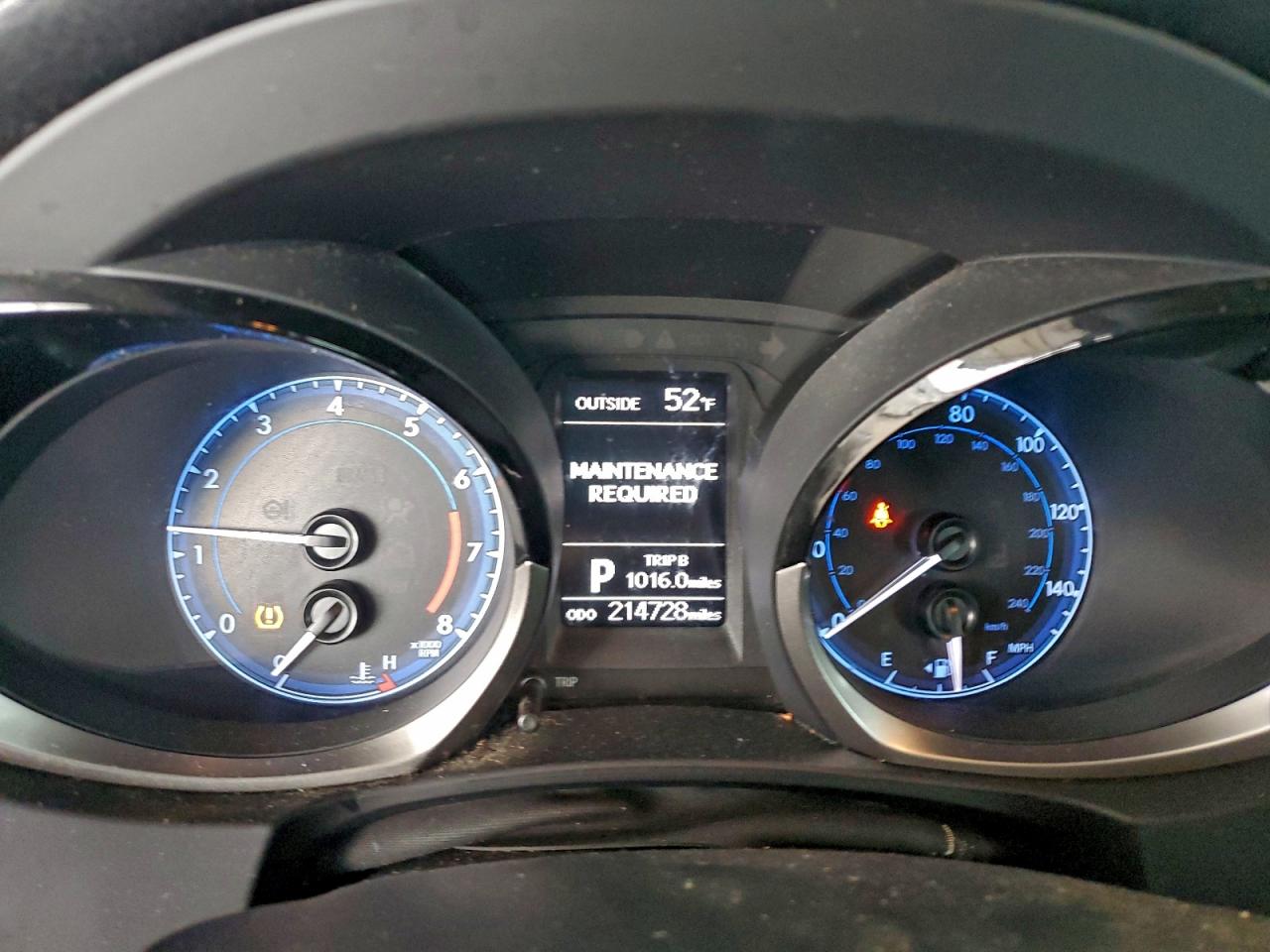 2014 TOYOTA COROLLA L photo 9