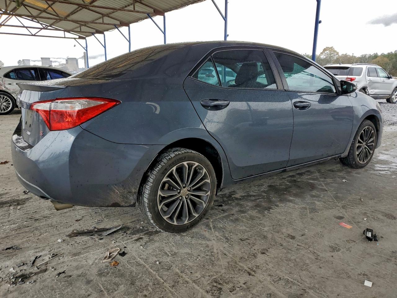 2014 TOYOTA COROLLA L photo 3