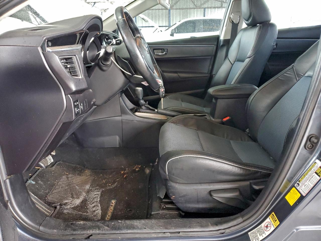 2014 TOYOTA COROLLA L photo 7