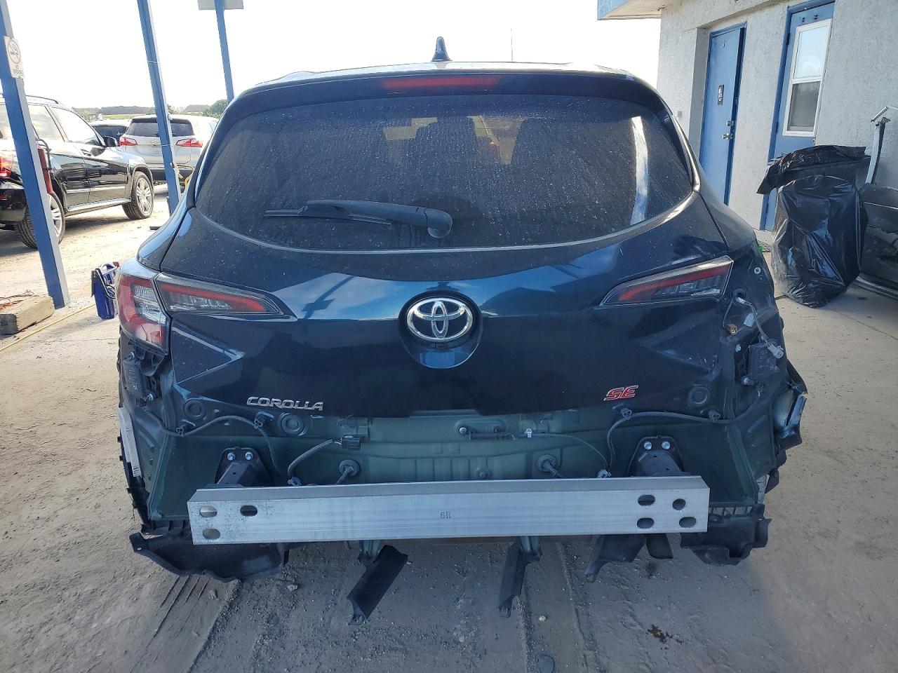 2020 TOYOTA COROLLA SE photo 6