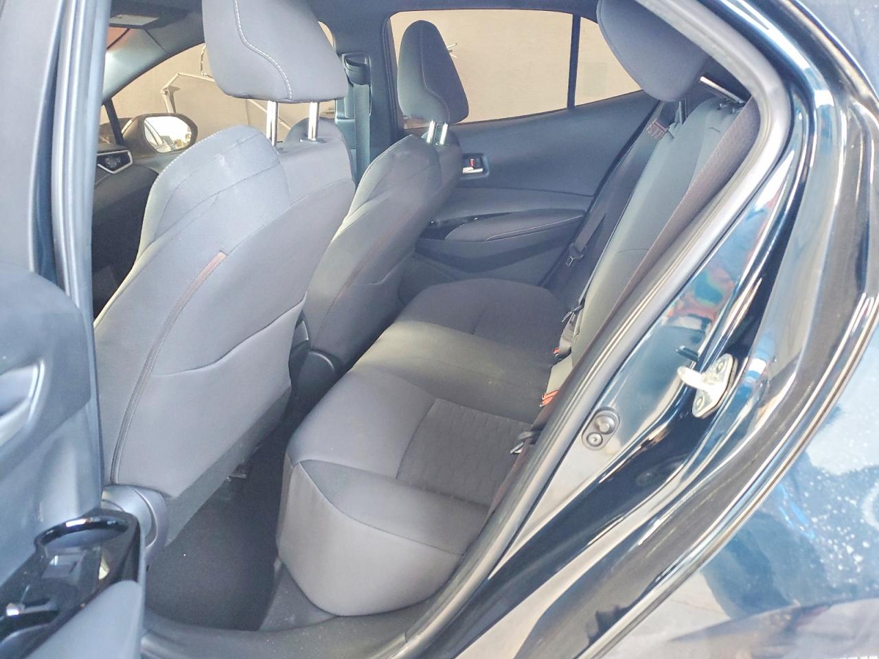 2020 TOYOTA COROLLA SE photo 10