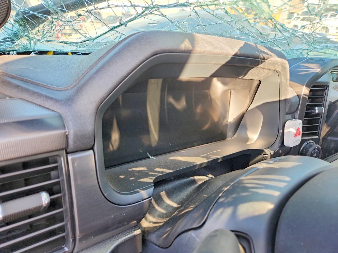 2025 FORD F150 LARIAT photo 9