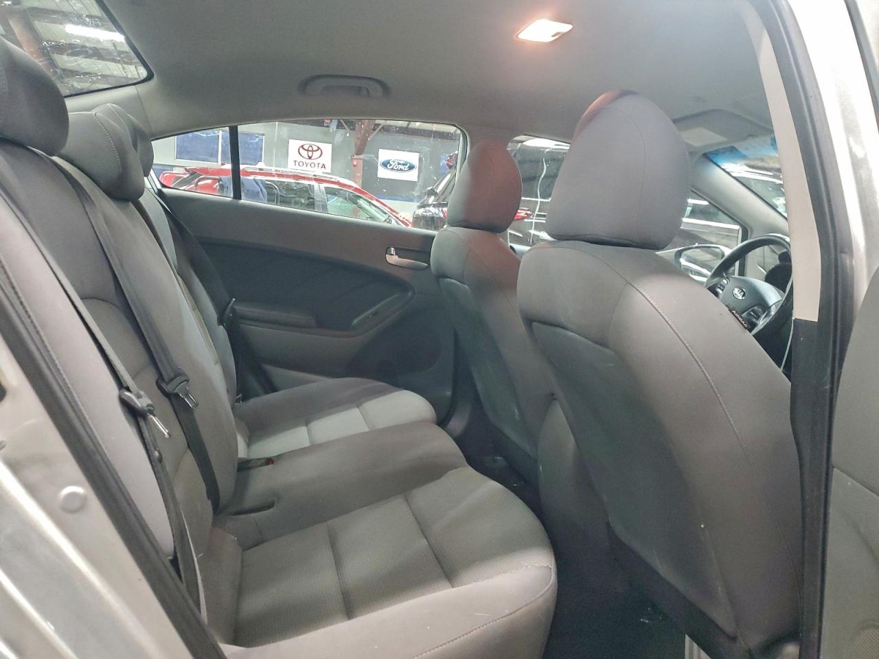 2018 KIA FORTE LX photo 10