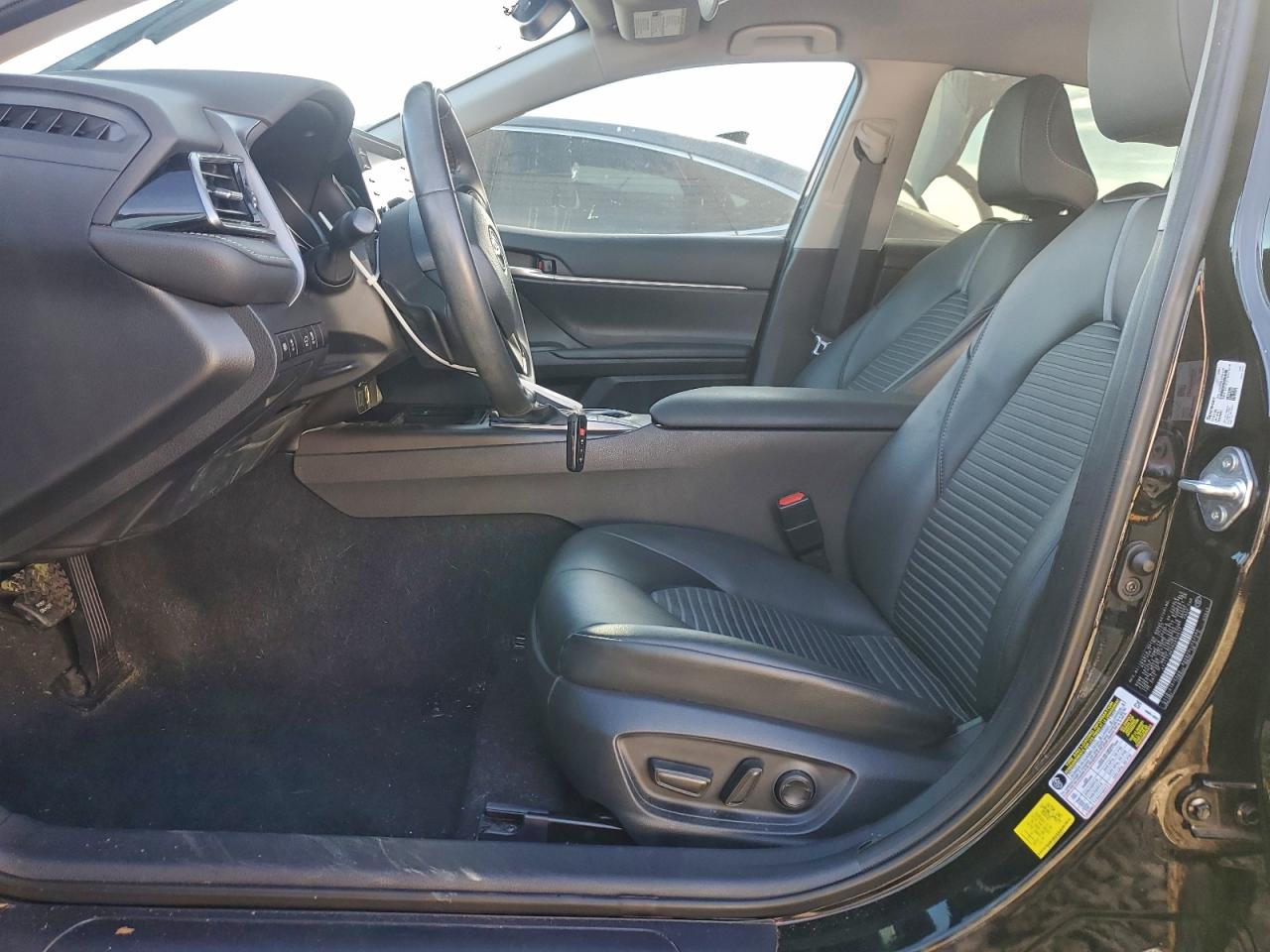 2024 TOYOTA CAMRY SE NIGHT SHADE photo 7