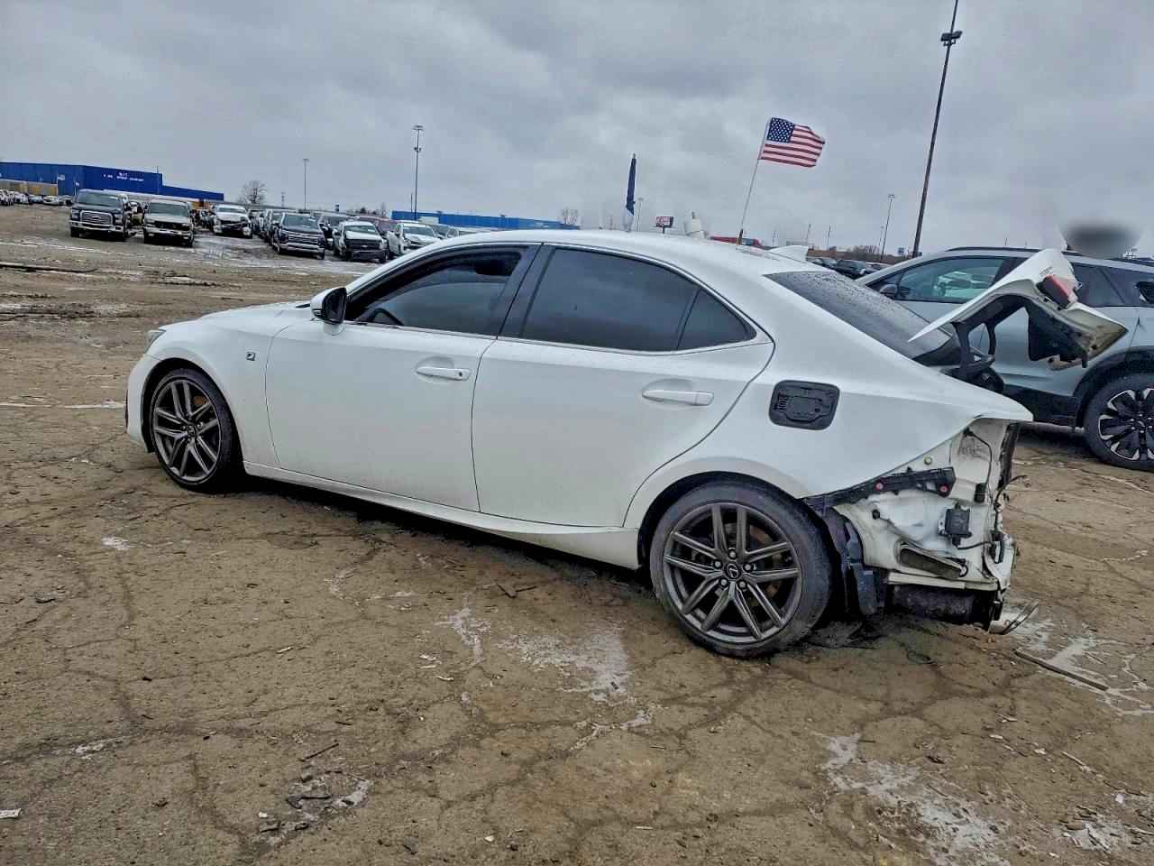 2017 LEXUS IS 300 photo 3