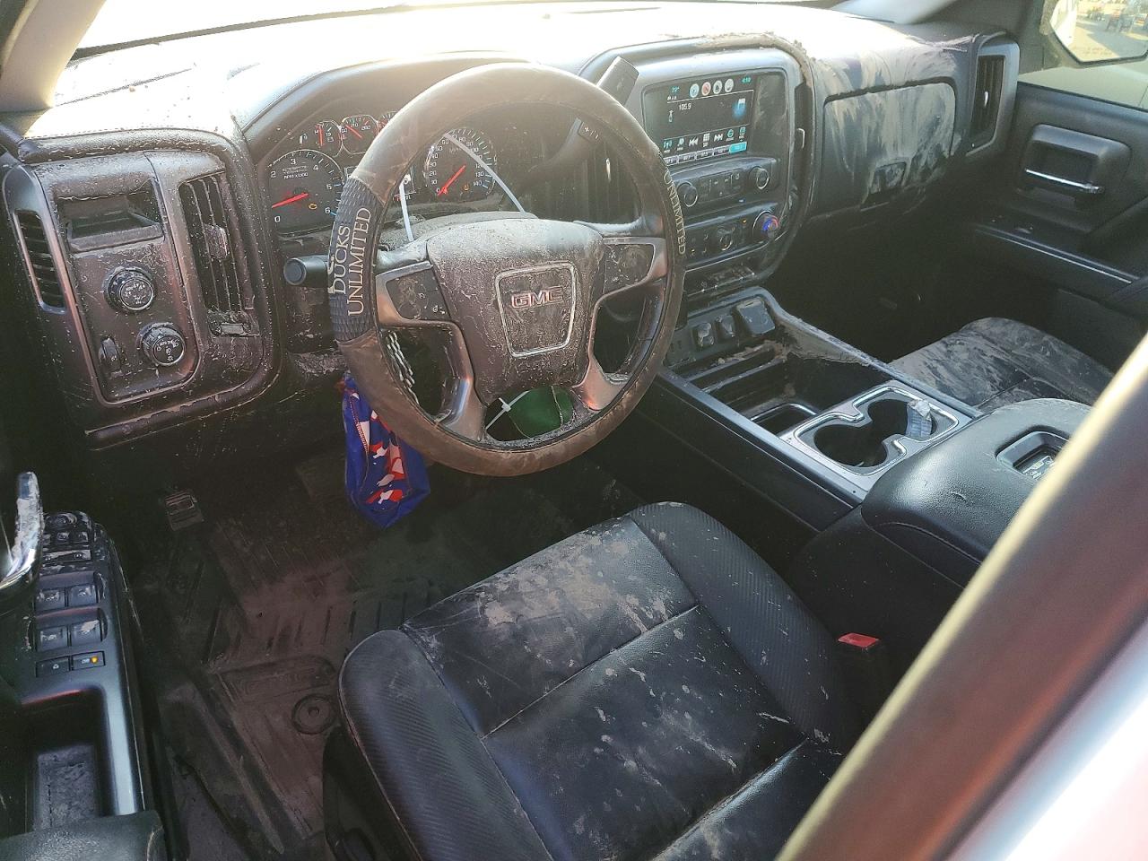 2017 GMC SIERRA K1500 SLT photo 8