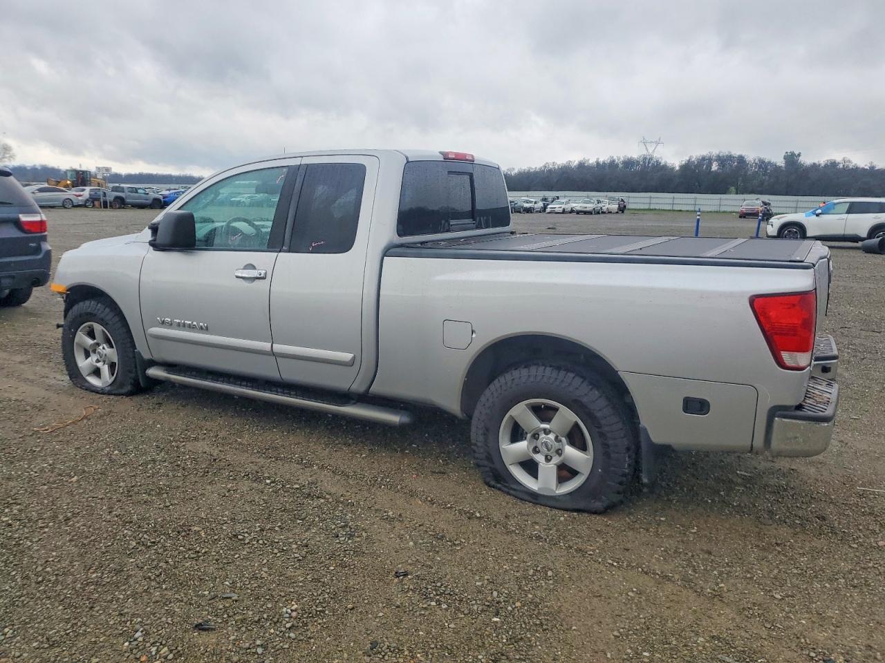 2006 NISSAN TITAN XE photo 2