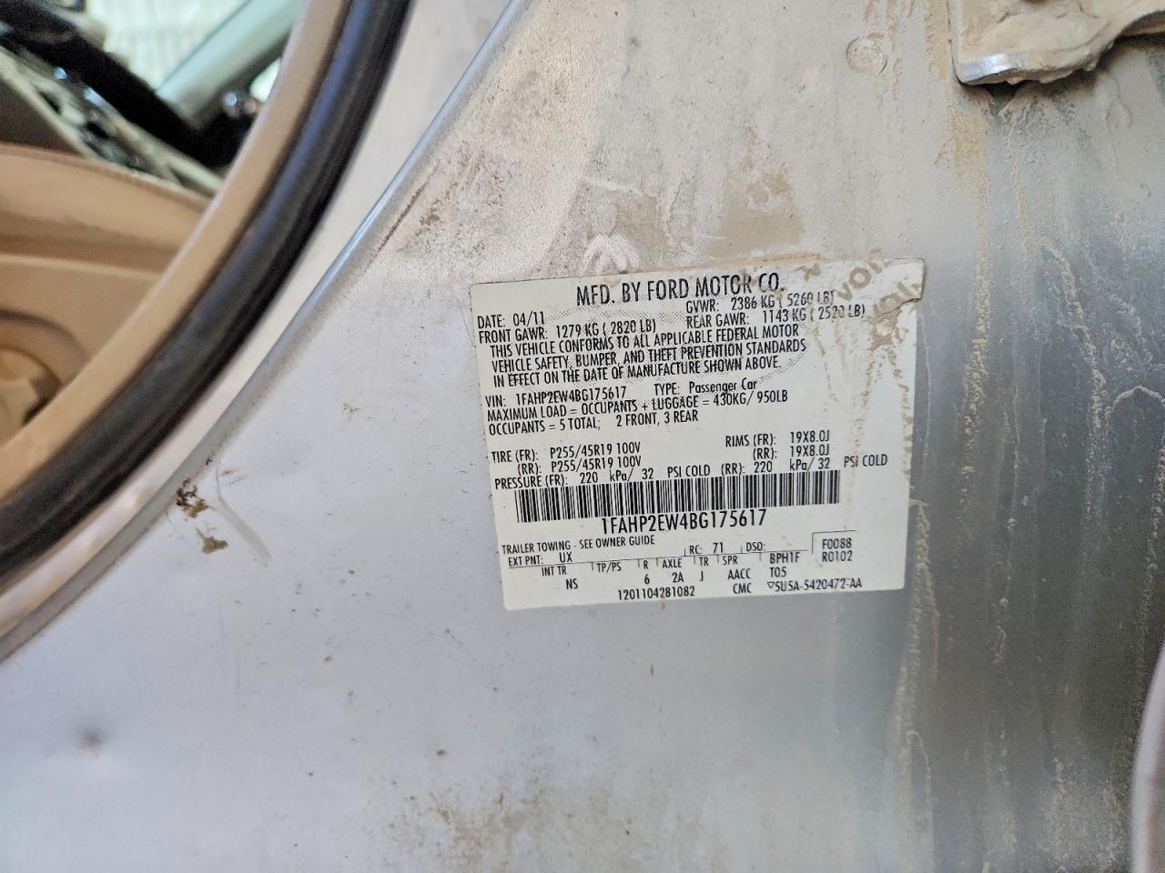 2011 FORD TAURUS SEL photo 12