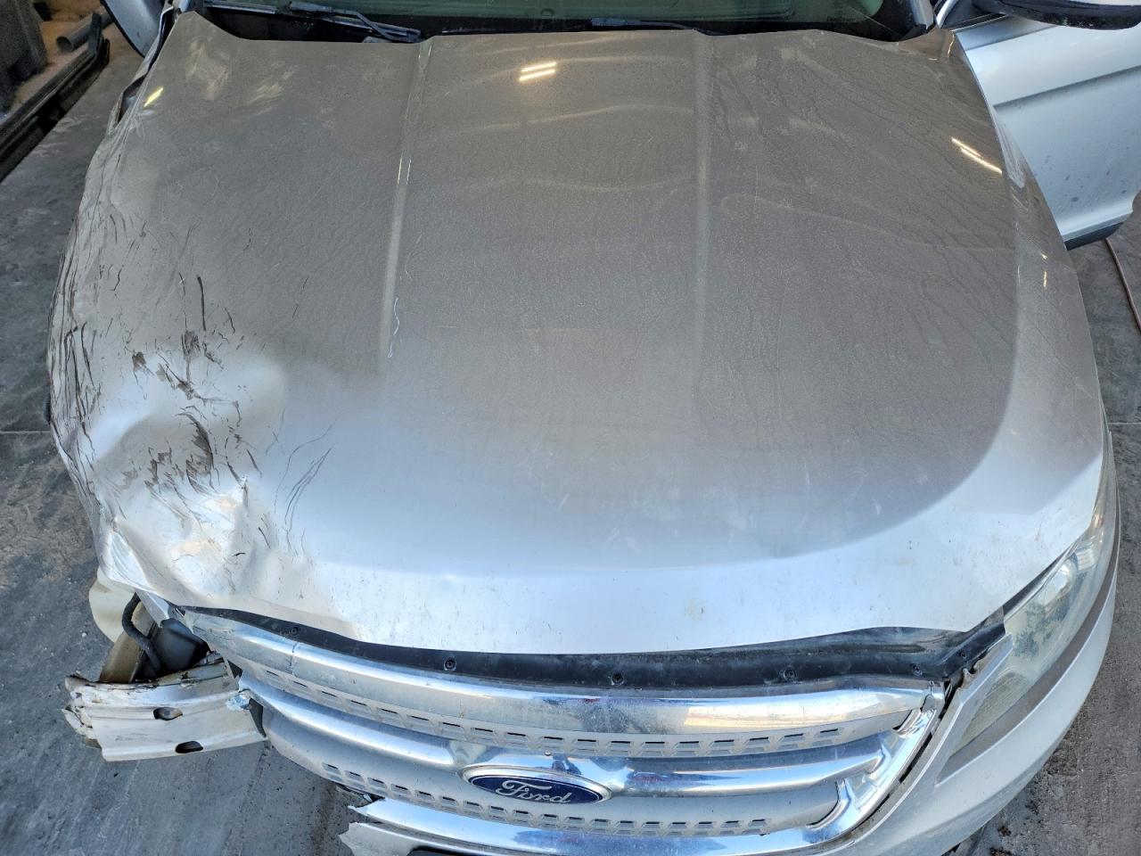 2011 FORD TAURUS SEL photo 11