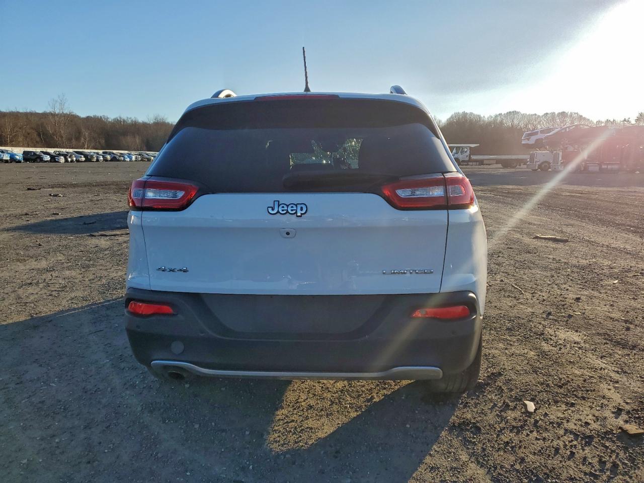 2018 JEEP CHEROKEE LIMITED photo 6