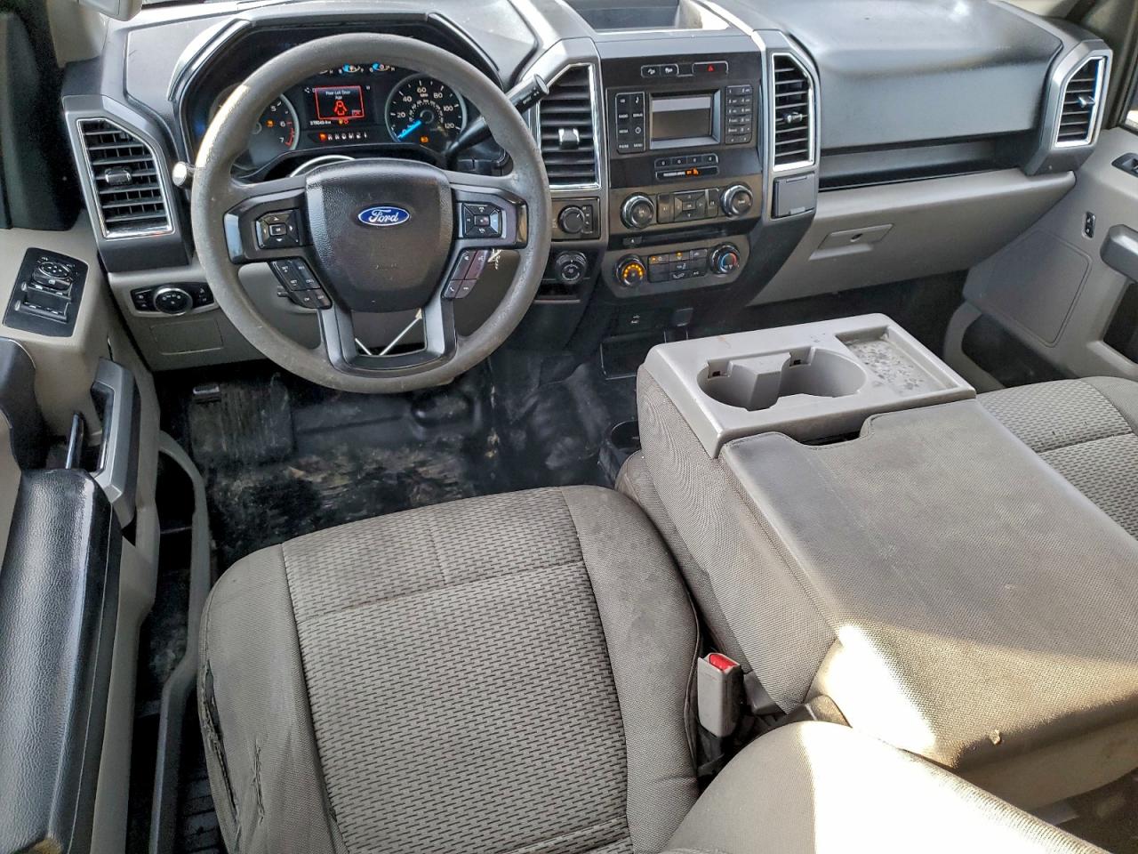 2017 FORD F150 SUPERCREW photo 8
