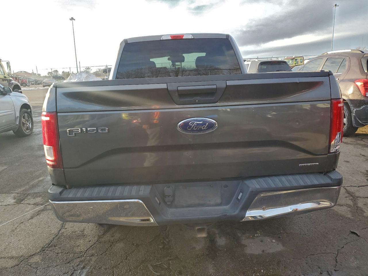 2017 FORD F150 SUPERCREW photo 6