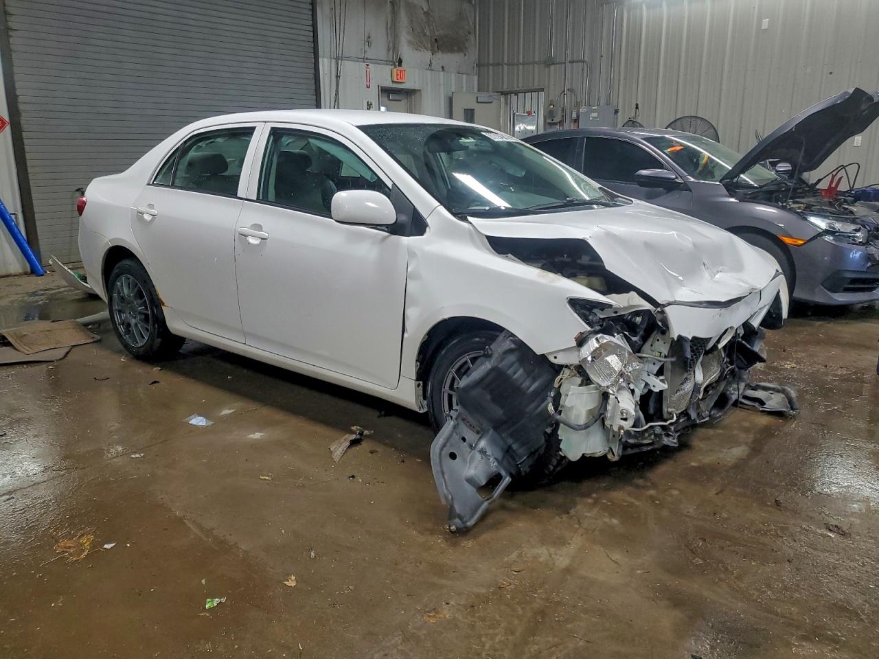 2010 TOYOTA COROLLA LE photo 7