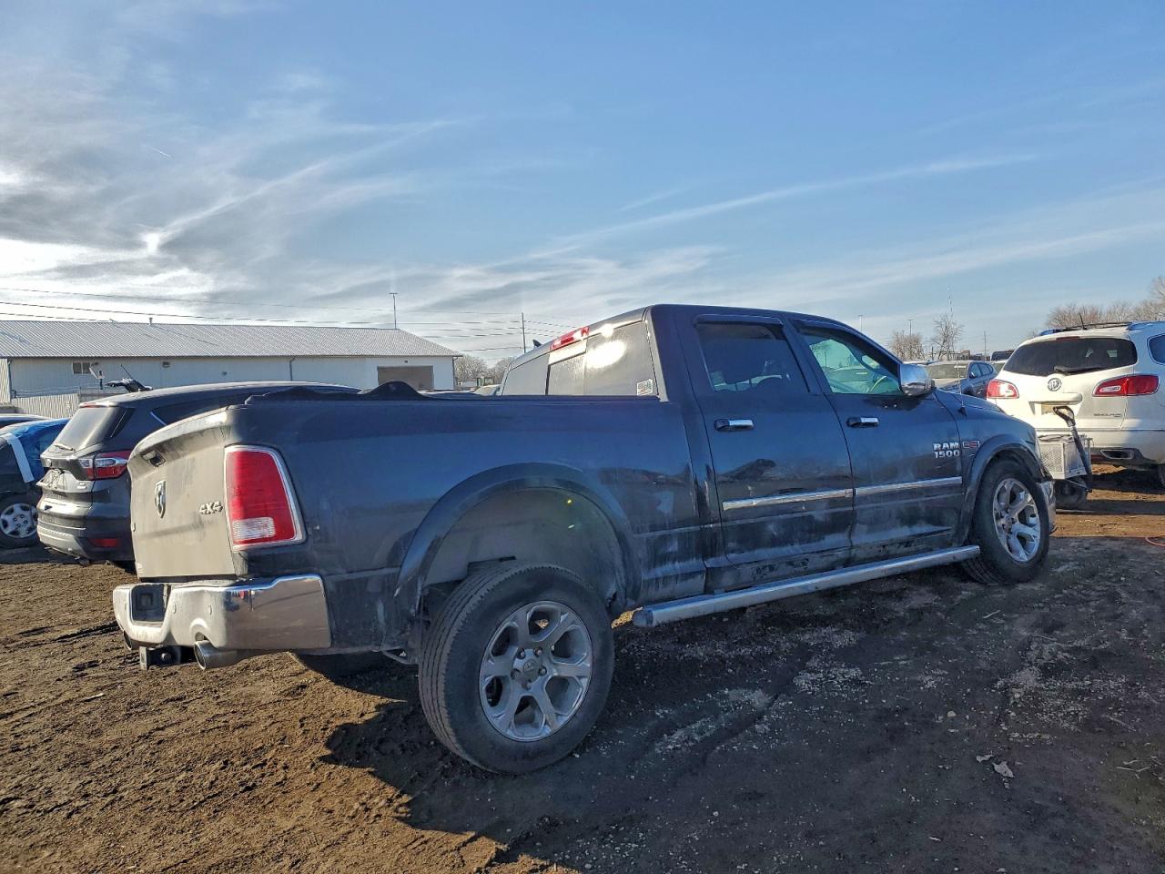 2016 RAM 1500 LARAMIE photo 5