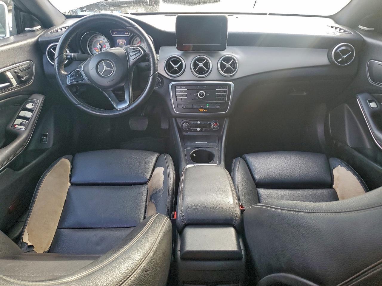 2016 MERCEDES-BENZ CLA 250 photo 15