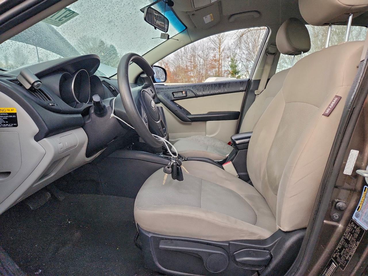 2012 KIA FORTE EX photo 7