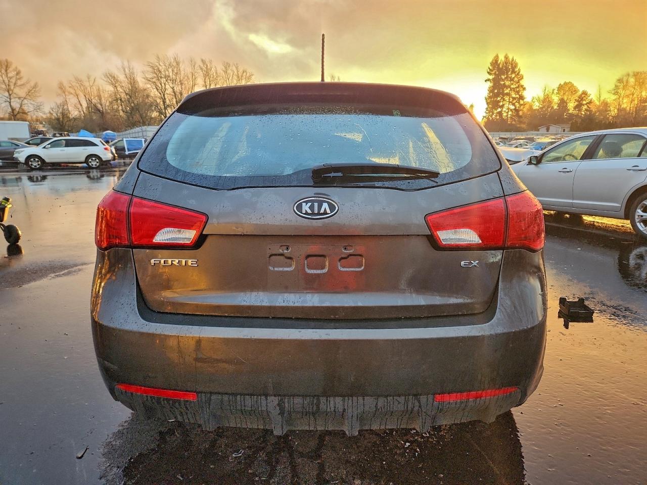 2012 KIA FORTE EX photo 6