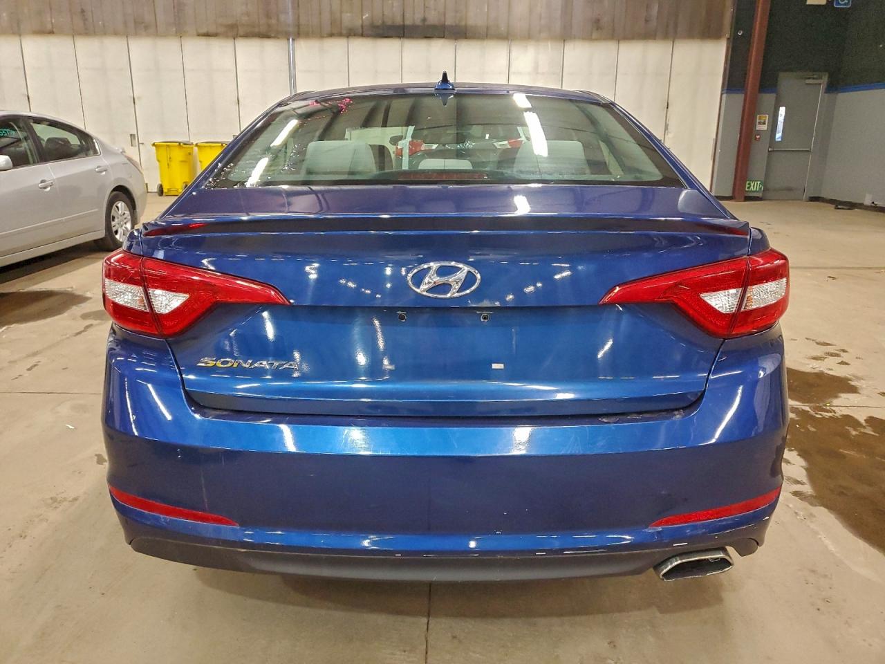 2015 HYUNDAI SONATA SE photo 6