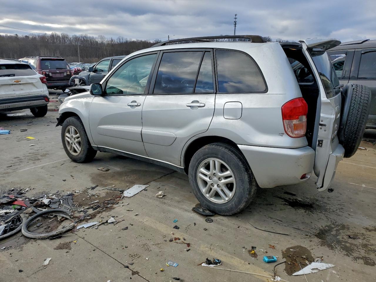 2003 TOYOTA RAV4 photo 3