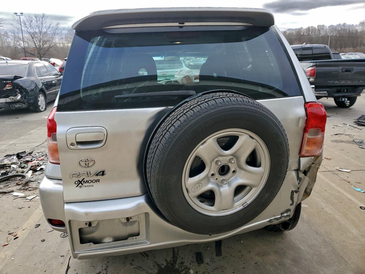 2003 TOYOTA RAV4 photo 11