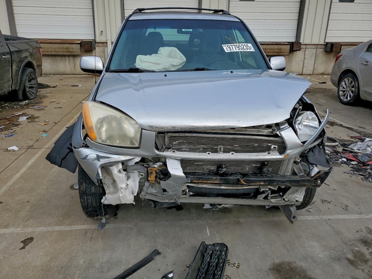 2003 TOYOTA RAV4 photo 9