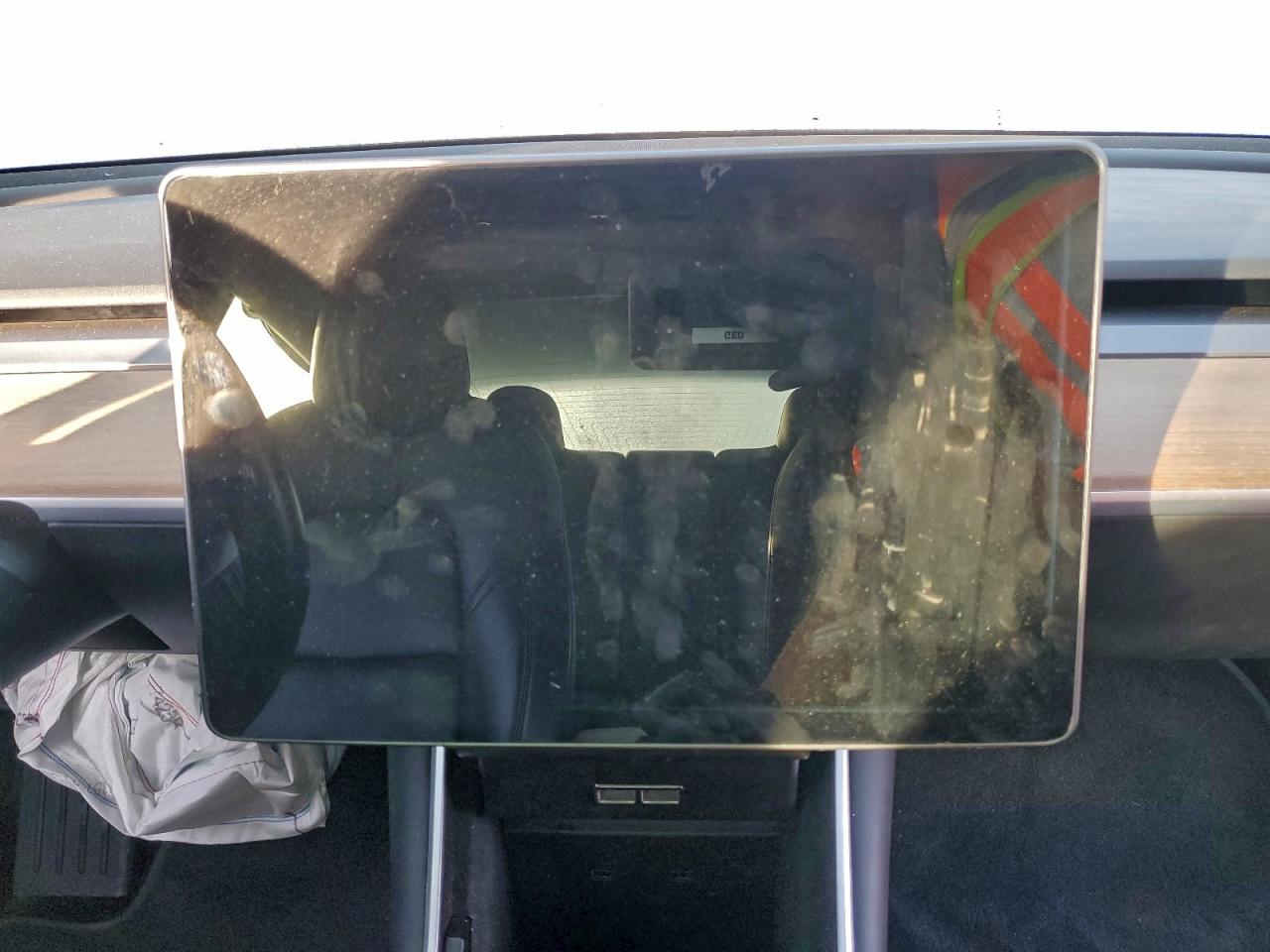 2019 TESLA MODEL 3 photo 17